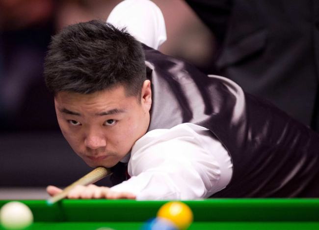 再次坐稳了 再次坐稳了